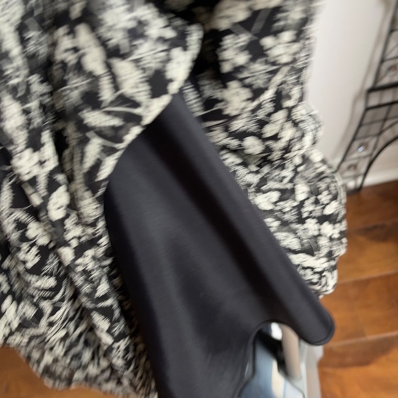 Jones New York Black and White Floral Dress - Picture 5 of 11